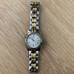 *VINTAGE* Guess Waterpro Watch